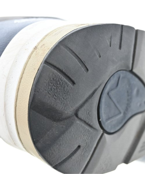 New Balance รองเท้าผ้าใบ