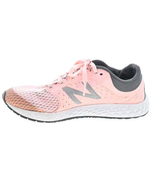 New Balance รองเท้าผ้าใบ