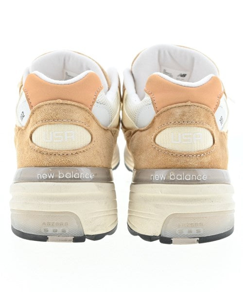 New Balance รองเท้าผ้าใบ