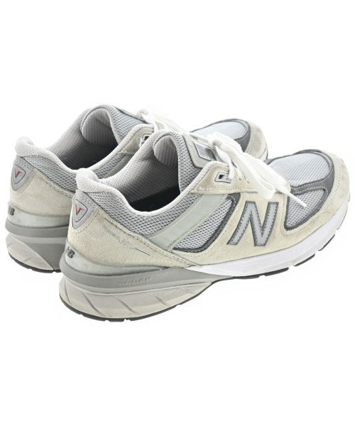New Balance รองเท้าผ้าใบ