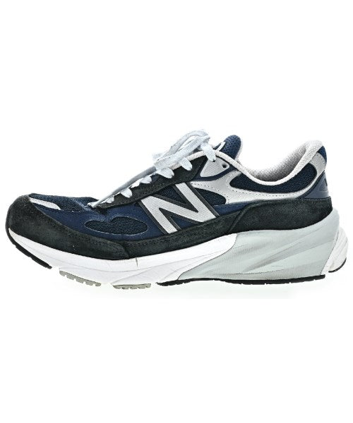 New Balance รองเท้าผ้าใบ