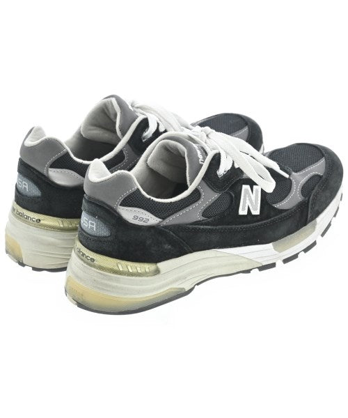 New Balance รองเท้าผ้าใบ