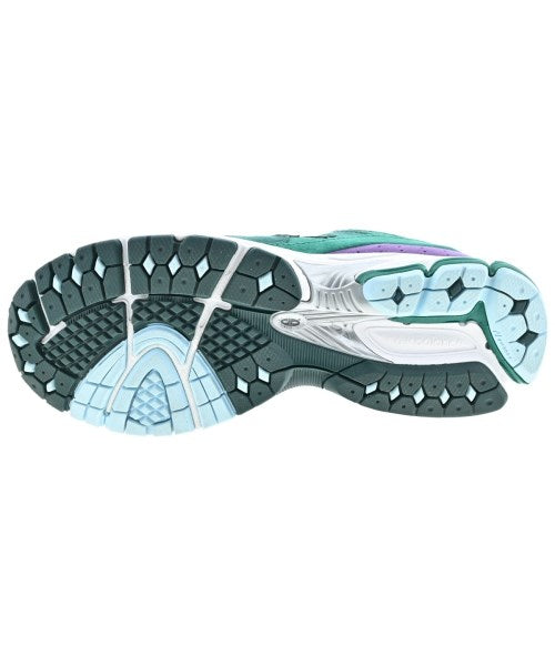 New Balance รองเท้าผ้าใบ