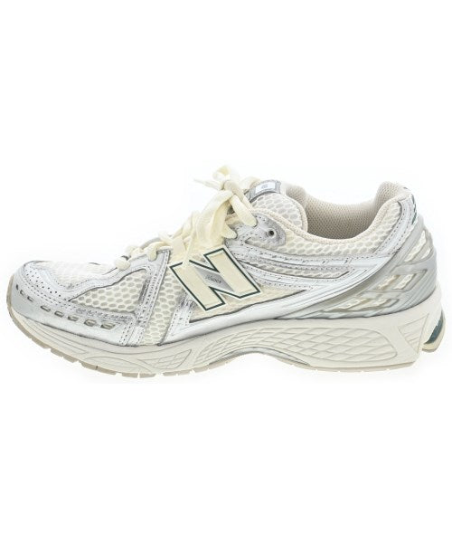 New Balance รองเท้าผ้าใบ