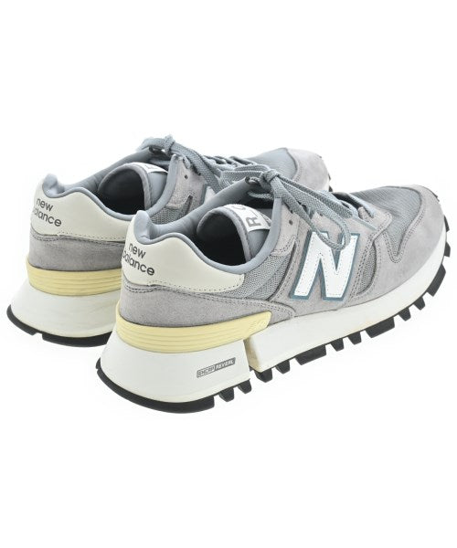 New Balance รองเท้าผ้าใบ