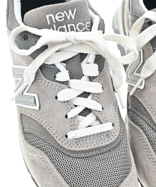 New Balance รองเท้าผ้าใบ