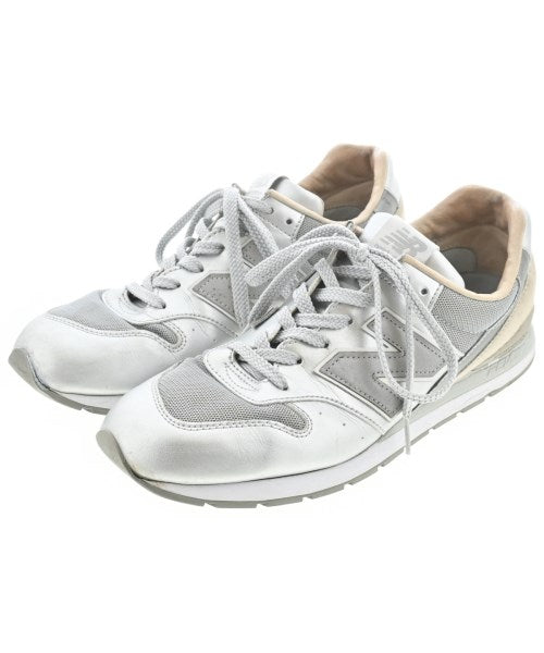 New Balance รองเท้าผ้าใบ