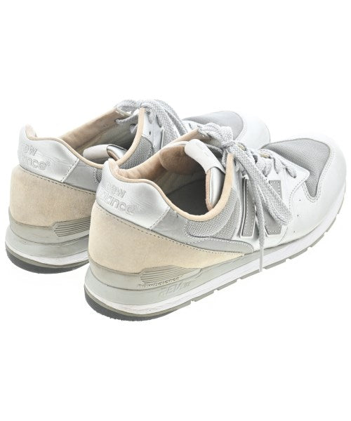 New Balance รองเท้าผ้าใบ