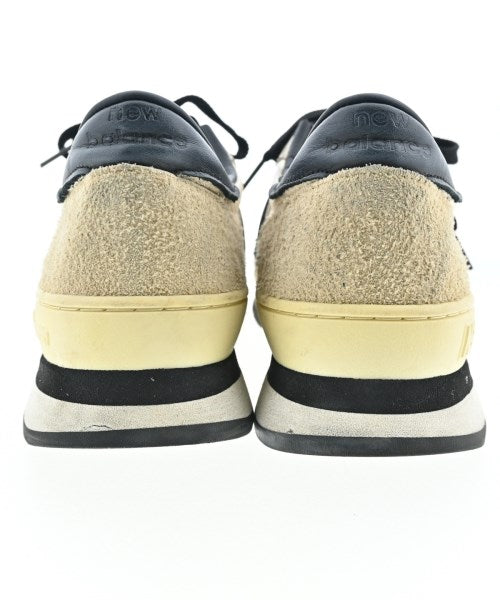 New Balance รองเท้าผ้าใบ
