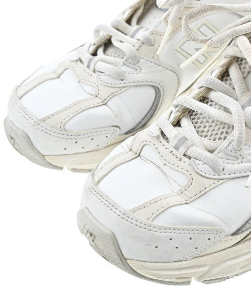 New Balance รองเท้าผ้าใบ