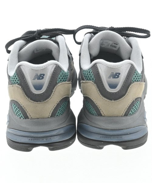 New Balance รองเท้าผ้าใบ