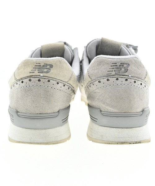 New Balance รองเท้าผ้าใบ