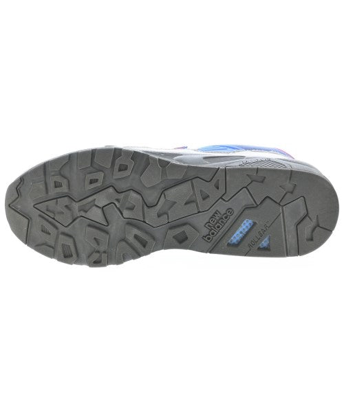 New Balance รองเท้าผ้าใบ