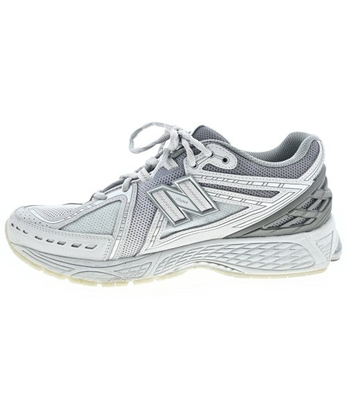 New Balance รองเท้าผ้าใบ