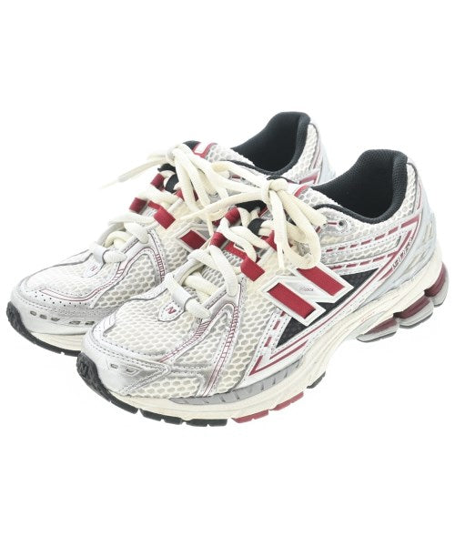 New Balance รองเท้าผ้าใบ