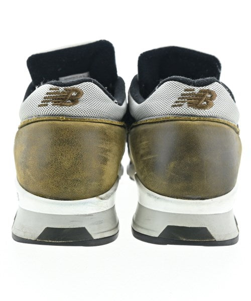 New Balance รองเท้าผ้าใบ