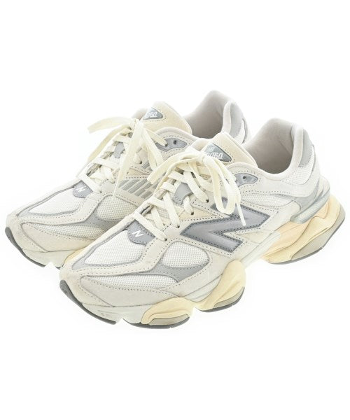 New Balance รองเท้าผ้าใบ