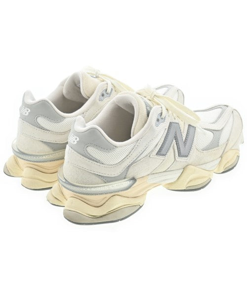 New Balance รองเท้าผ้าใบ