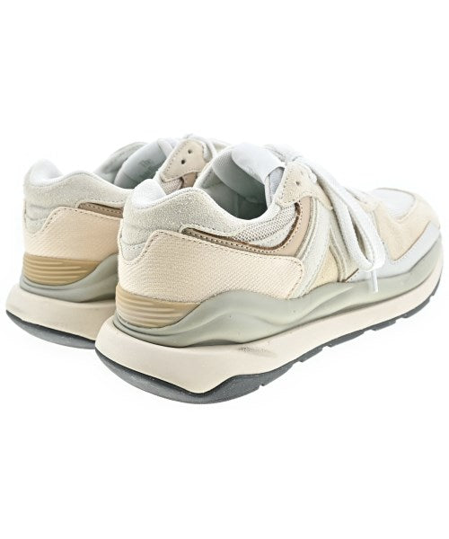 New Balance รองเท้าผ้าใบ