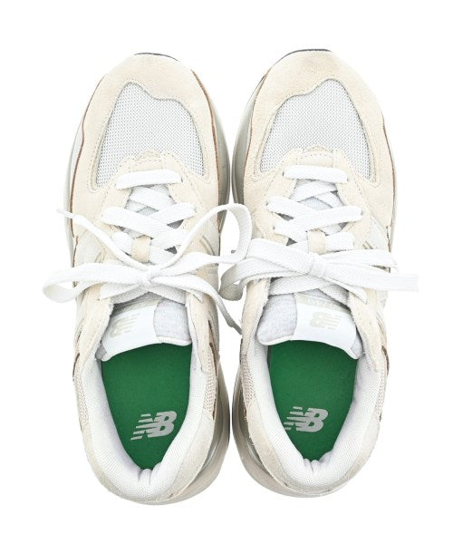 New Balance รองเท้าผ้าใบ