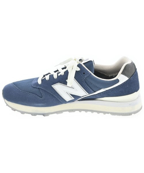 New Balance รองเท้าผ้าใบ