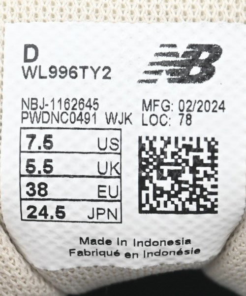 New Balance รองเท้าผ้าใบ