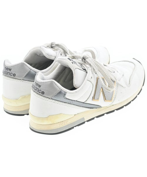 New Balance รองเท้าผ้าใบ