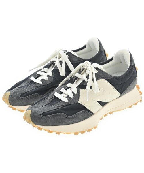 New Balance รองเท้าผ้าใบ