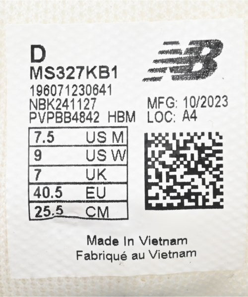 New Balance รองเท้าผ้าใบ