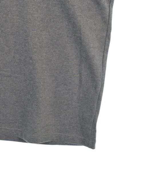 New Balance เสื้อยืด/เสื้อท็อปส์