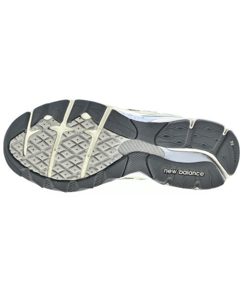 Patta รองเท้าผ้าใบ