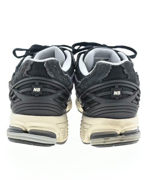 New Balance รองเท้าผ้าใบ