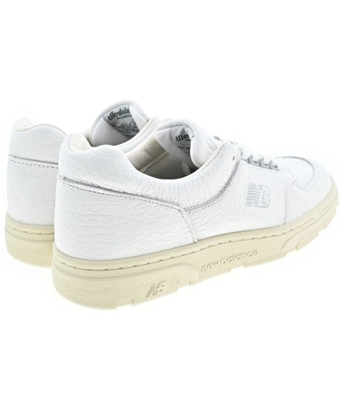New Balance รองเท้าผ้าใบ