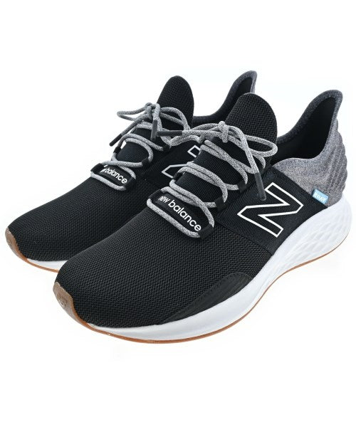 New Balance รองเท้าผ้าใบ