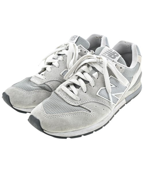 New Balance รองเท้าผ้าใบ