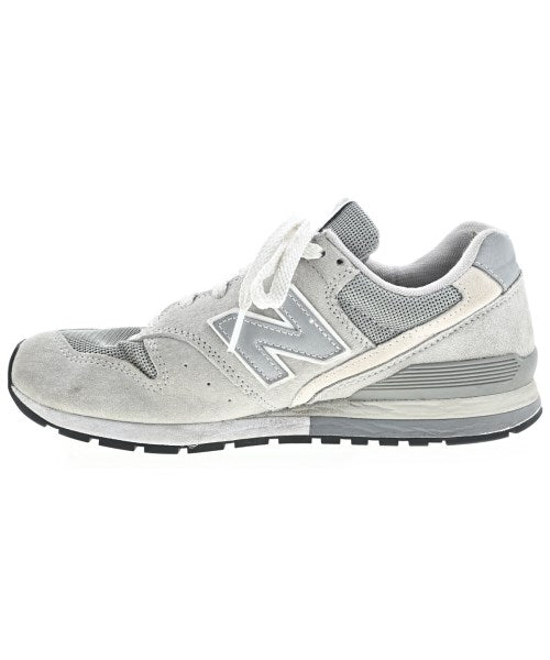 New Balance รองเท้าผ้าใบ
