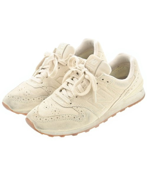 New Balance รองเท้าผ้าใบ
