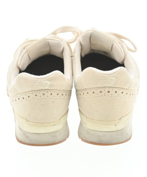 New Balance รองเท้าผ้าใบ