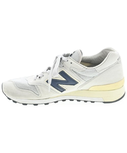 New Balance รองเท้าผ้าใบ