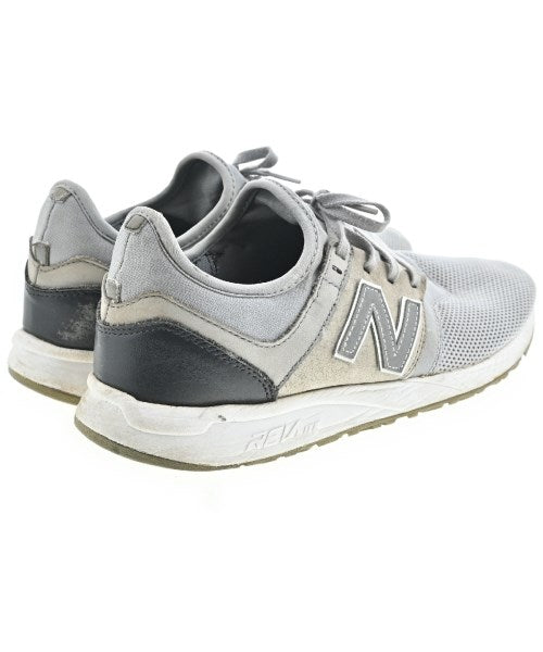 New Balance รองเท้าผ้าใบ