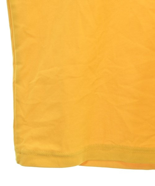 New Balance เสื้อยืด/เสื้อท็อปส์