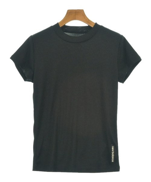 New Balance เสื้อยืด/เสื้อท็อปส์