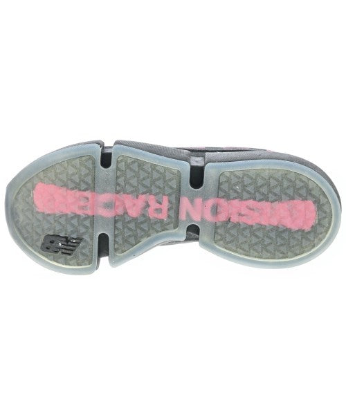 New Balance รองเท้าผ้าใบ