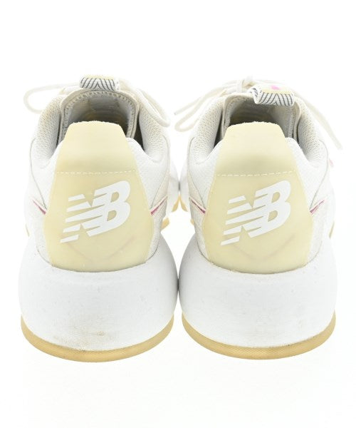 New Balance รองเท้าผ้าใบ