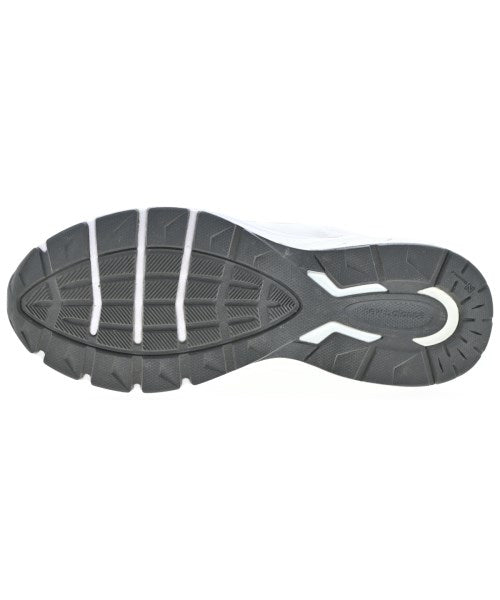 New Balance รองเท้าผ้าใบ