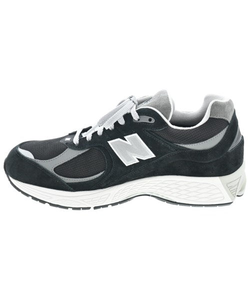 New Balance รองเท้าผ้าใบ