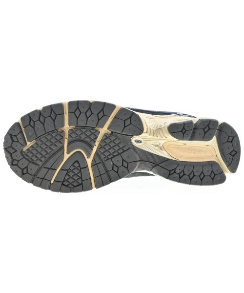 New Balance รองเท้าผ้าใบ