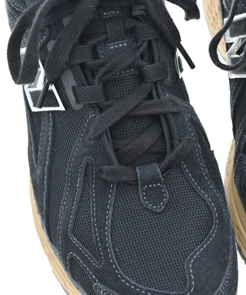 New Balance รองเท้าผ้าใบ