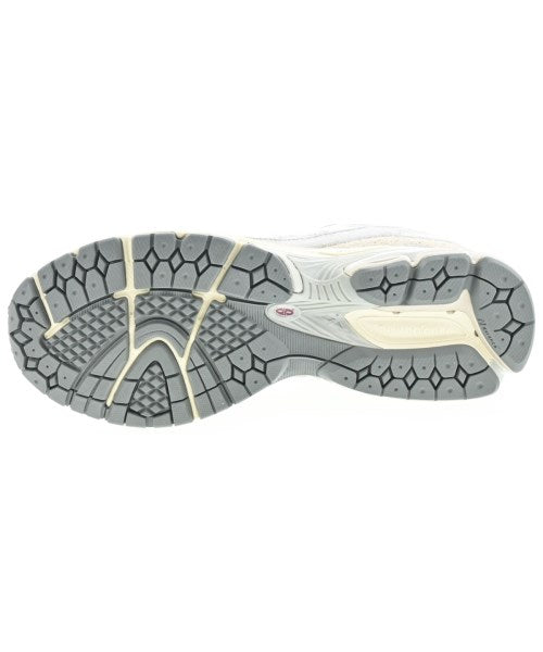 New Balance รองเท้าผ้าใบ