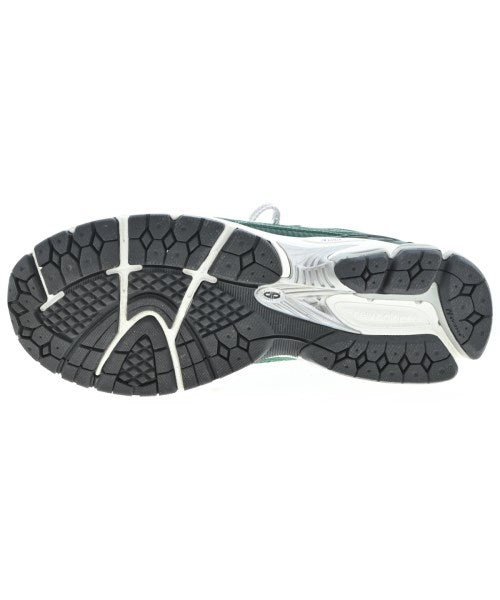 New Balance รองเท้าผ้าใบ